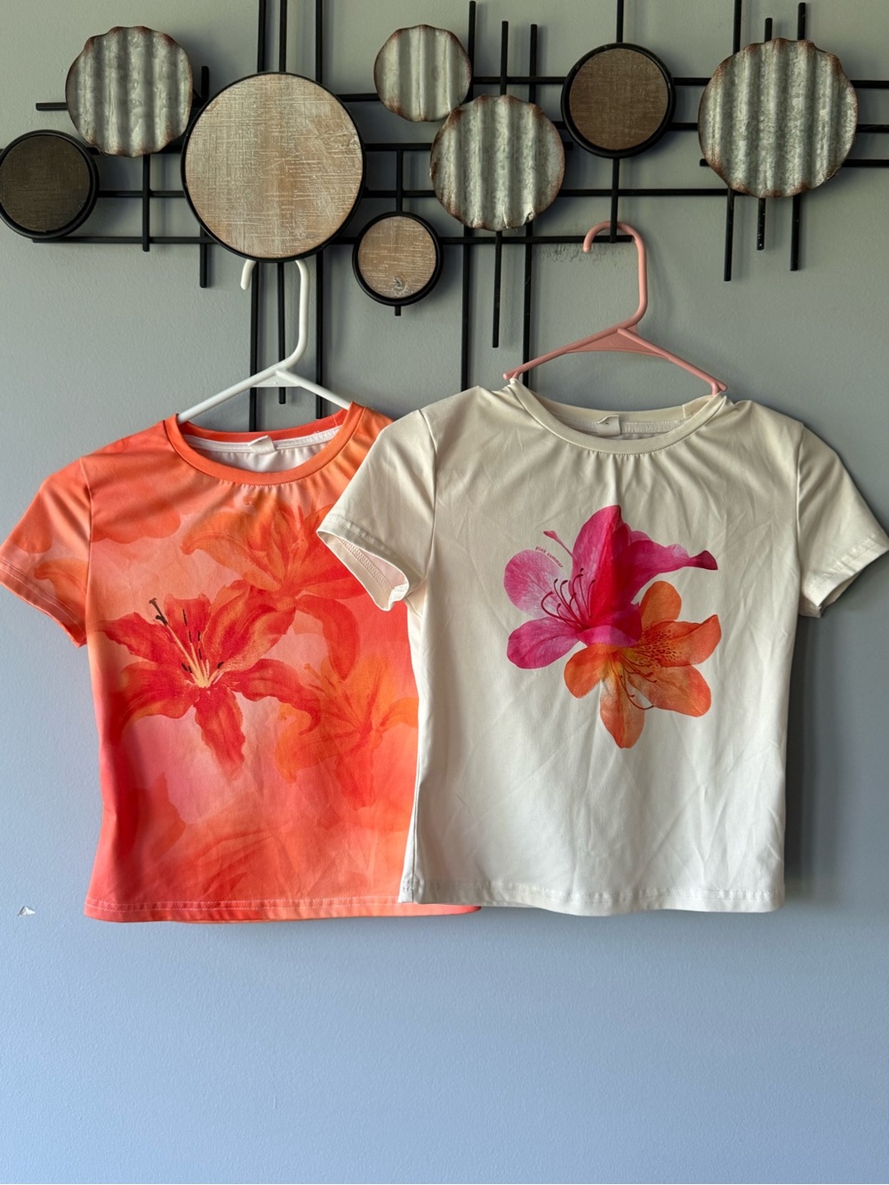 SHEIN Kids Floral Tee Set - Orange & White with Pink Accent
